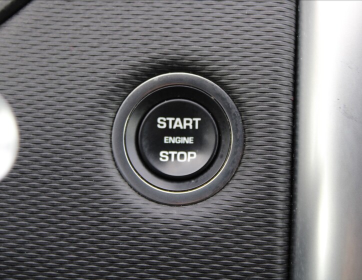 Land Rover Discovery 32