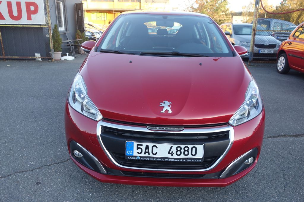 Peugeot 208