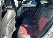 Land Rover Range Rover Velar SUV / Terénní 3,0 l 221 kw