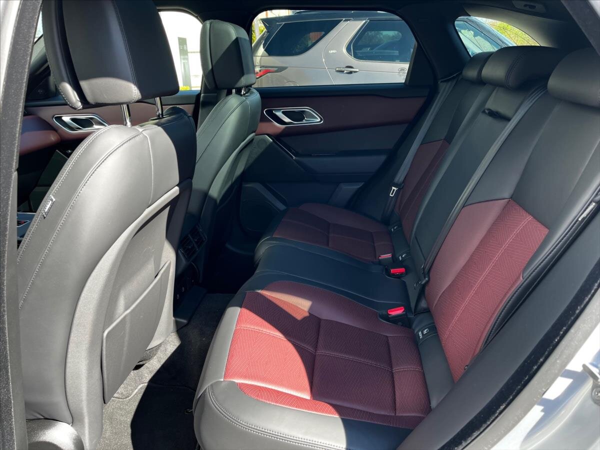 Land Rover Range Rover Velar SUV / Terénní 3,0 l 221 kw