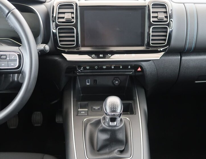 Citroën C5 Aircross SUV / Terénní 1,2 l 96 kw