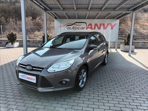 Ford Focus Kombi 998,0 92 kw