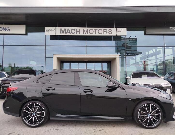 BMW Řada 2 7