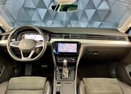 Volkswagen Passat 10