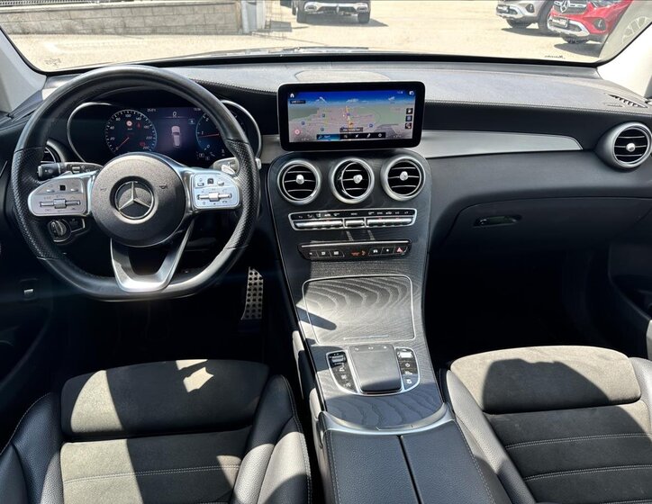 Mercedes-Benz GLC 9