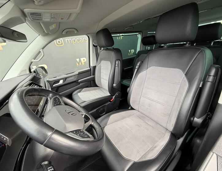Volkswagen Multivan 11