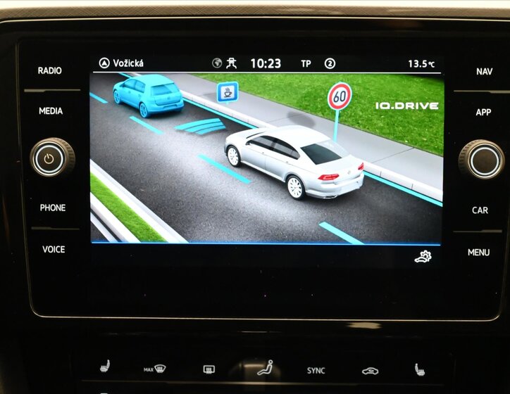 Volkswagen Passat Sedan 1,4 l 115 kw