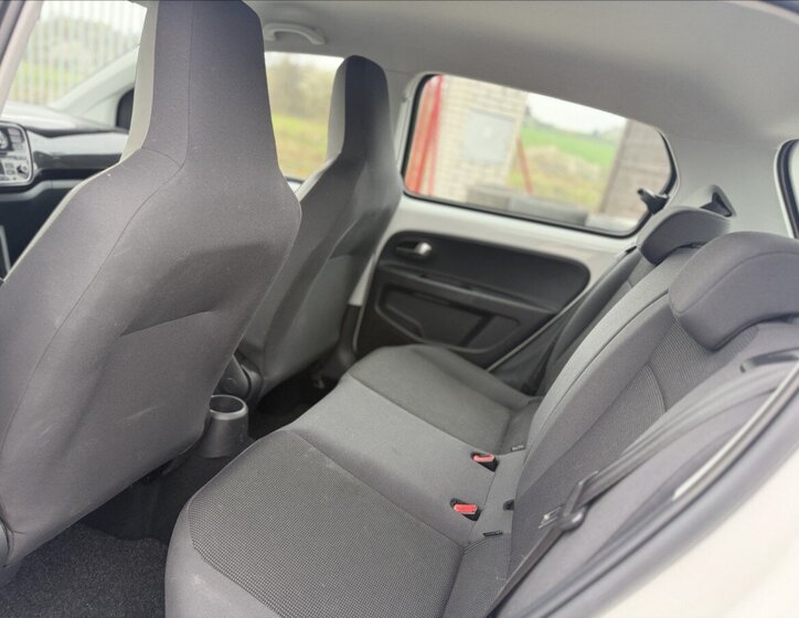 Volkswagen up! Hatchback 999,0 44 kw