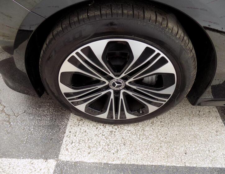 Mercedes-Benz Třídy E 49