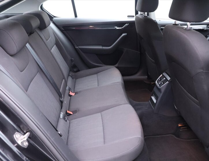 Škoda Octavia Liftback 1,6 l 85 kw