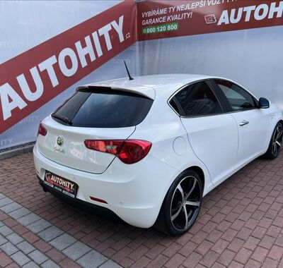 Alfa Romeo Giulietta 7