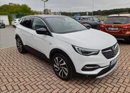 Opel Grandland X SUV 1,6 l 133 kw