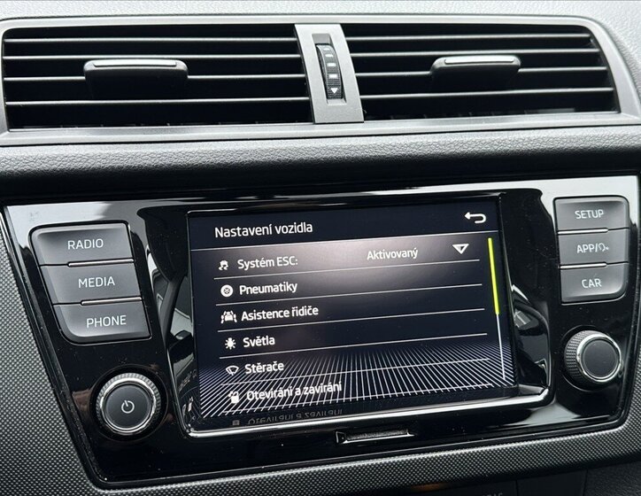 Škoda Fabia Hatchback 999,0 70 kw