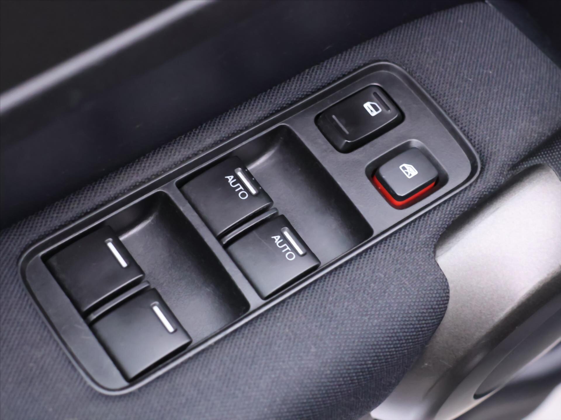 Honda CR-V Kombi 2,0 l 110 kw