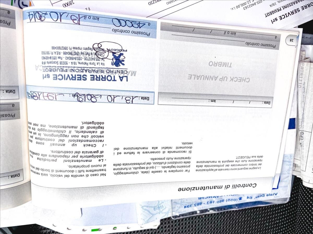 Peugeot 308 Hatchback 1,6 l 147 kw