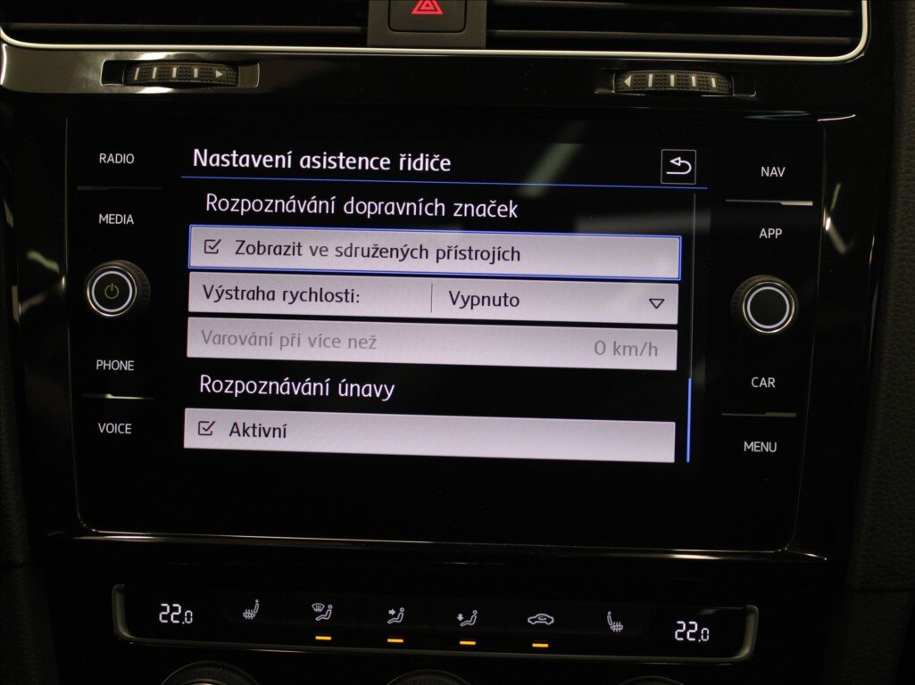 Volkswagen Golf Kombi 2,0 l 221 kw