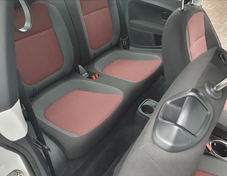 Volkswagen Beetle 28