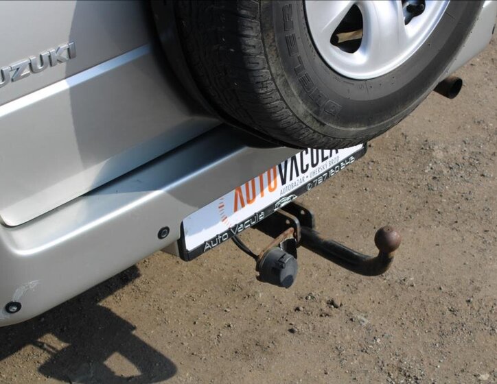 Suzuki Grand Vitara Kombi 2,0 l 103 kw