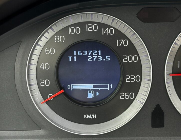 Volvo XC60 SUV / Terénní 2,4 l 136 kw