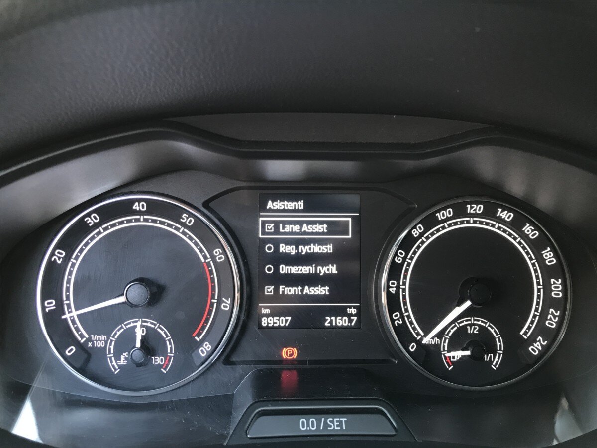 Škoda Scala Hatchback 1,5 l 110 kw