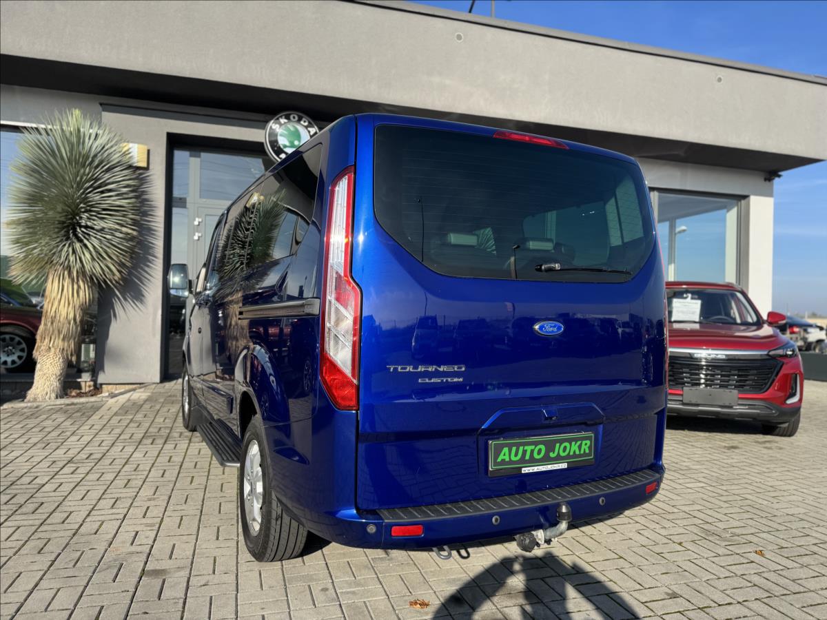 Ford Tourneo
