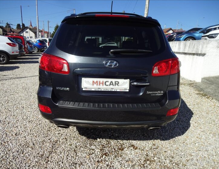 Hyundai Santa Fe SUV / Terénní 2,2 l 114 kw