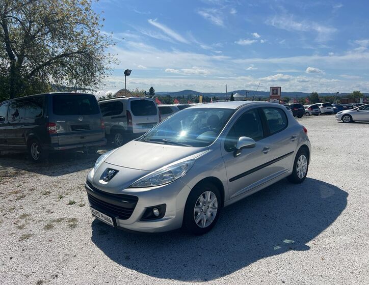 Peugeot 207 11