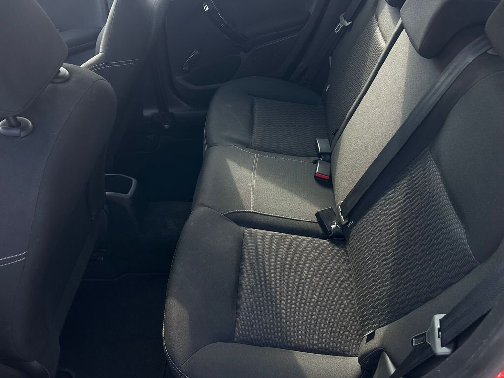 Peugeot 208 Hatchback 1,2 l 61 kw