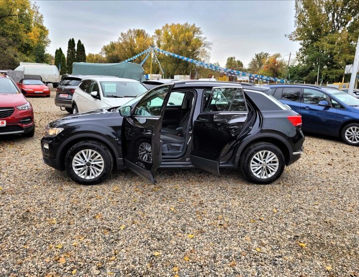 Volkswagen T-Roc SUV 999,0 85 kw