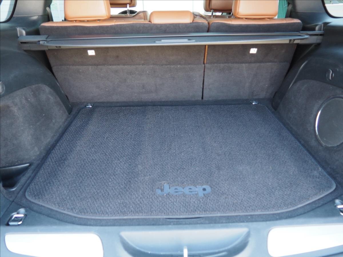 Jeep Grand Cherokee SUV / Terénní 3,0 l 184 kw