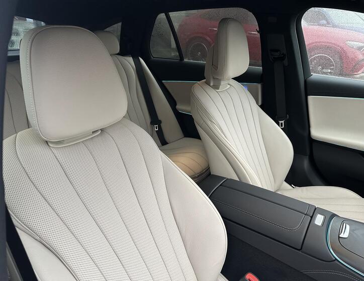 Mercedes-Benz Třídy E 18