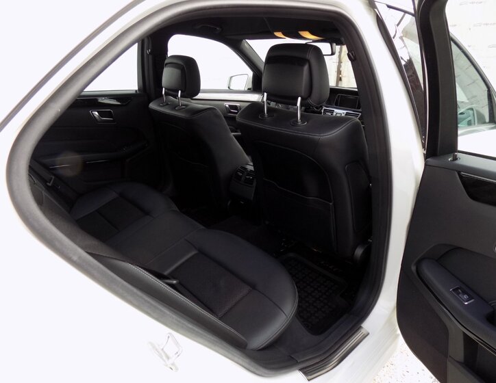 Mercedes-Benz Třídy E Sedan / Limuzína 2,1 l 125 kw