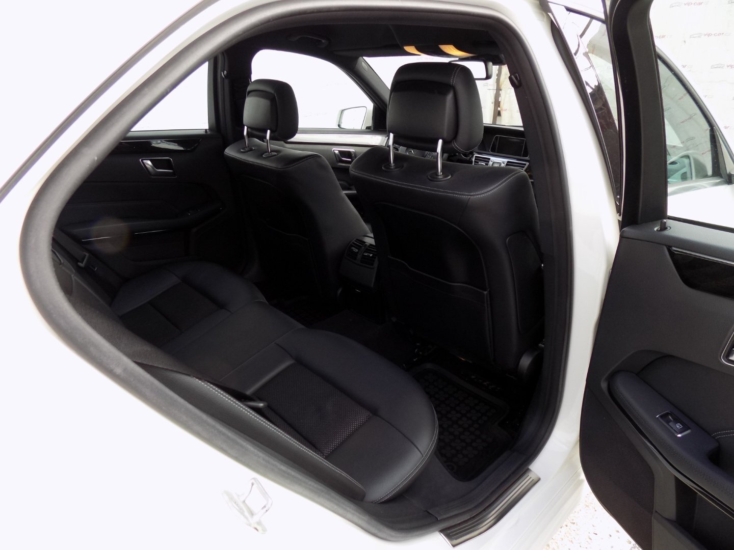 Mercedes-Benz Třídy E Sedan / Limuzína 2,1 l 125 kw