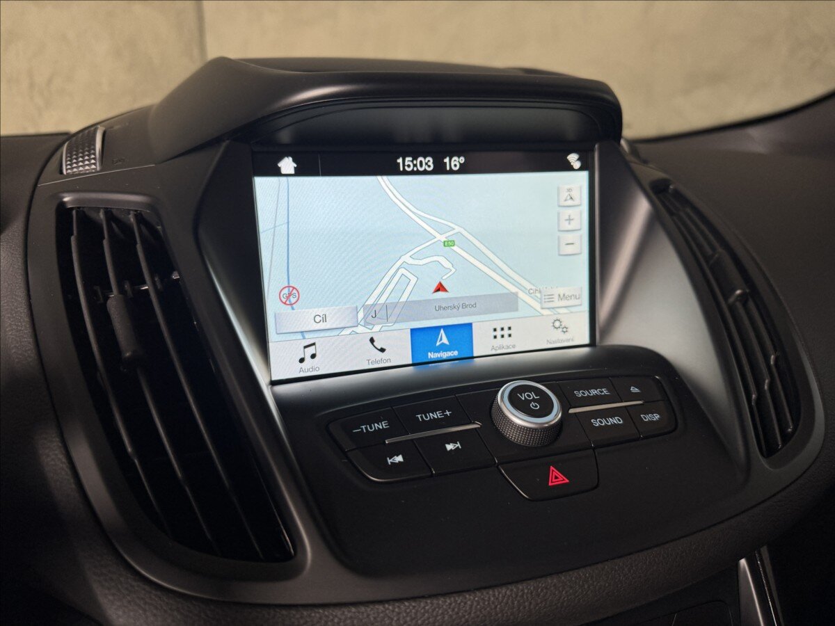 Ford Kuga SUV 2,0 l 178 kw