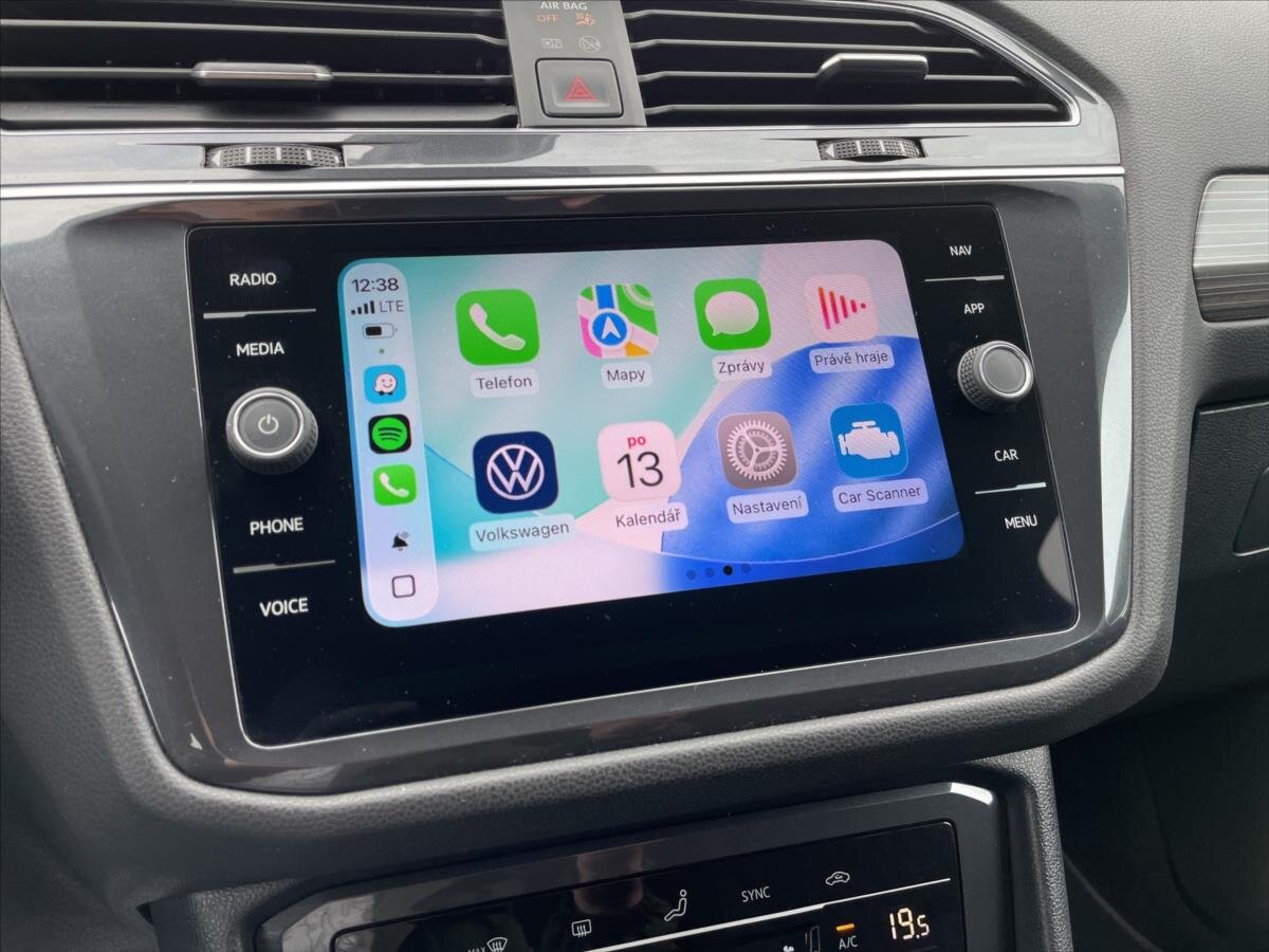 Volkswagen Tiguan Allspace SUV / Terénní 2,0 l 110 kw