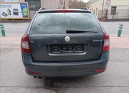 Škoda Octavia Kombi 2,0 l 103 kw