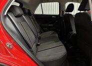 Volkswagen T-Roc SUV / Terénní 2,0 l 140 kw