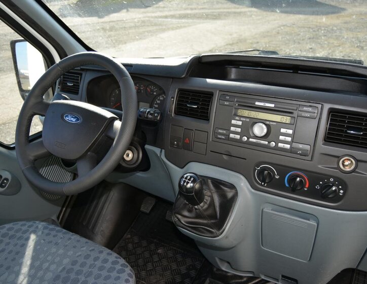 Ford Transit Valník 2,2 l 63 kw