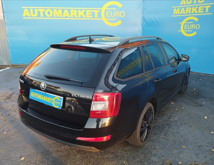 Škoda Octavia Kombi 2,0 l 110 kw