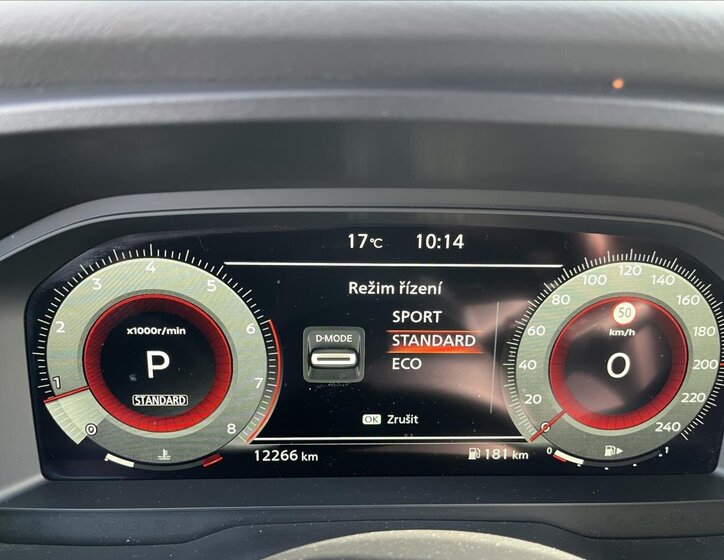 Nissan Qashqai SUV / Terénní 1,3 l 116 kw