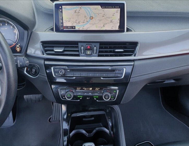 BMW X1 SUV / Terénní 2,0 l 141 kw