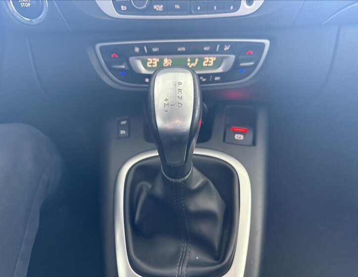 Renault Scénic SUV / Terénní 1,5 l 81 kw