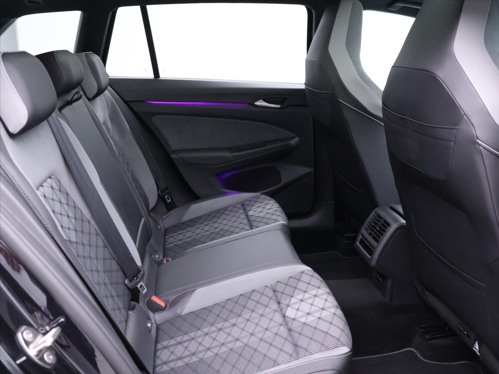 Volkswagen Golf Kombi 2,0 l 110 kw