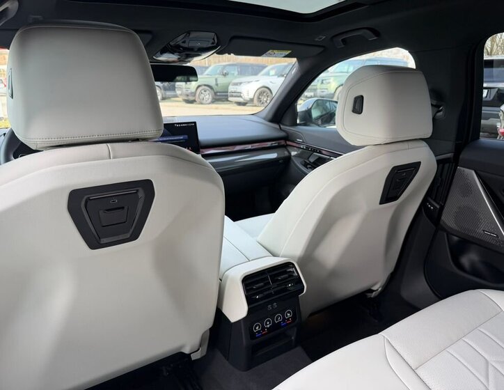 BMW Řada 5 Kombi 3,0 l 210 kw