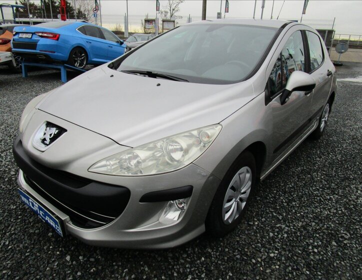 Peugeot 308 Hatchback 1,6 l 66 kw