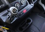 Peugeot Boxer 26
