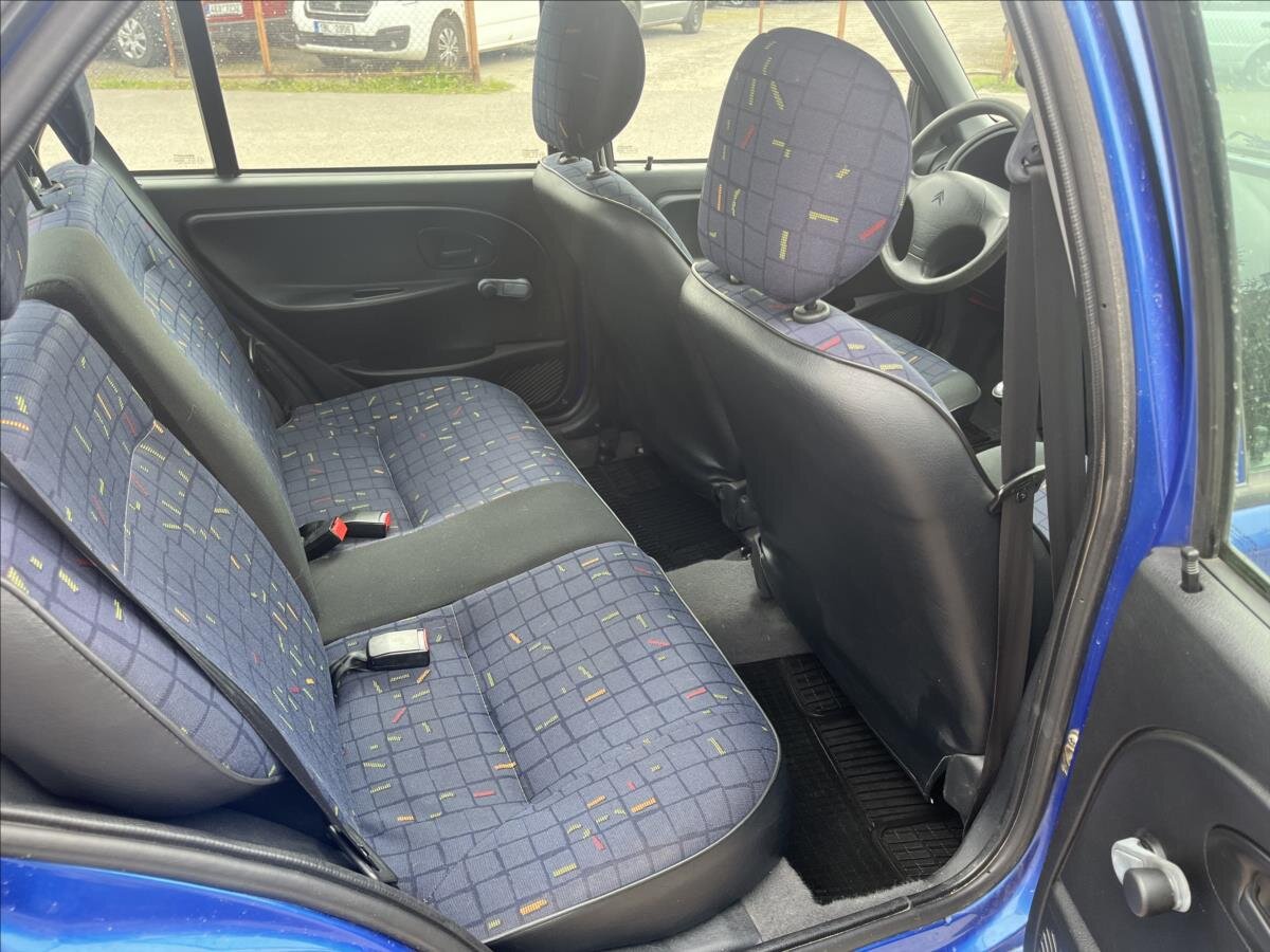 Citroën Saxo Hatchback 1,1 l 40 kw