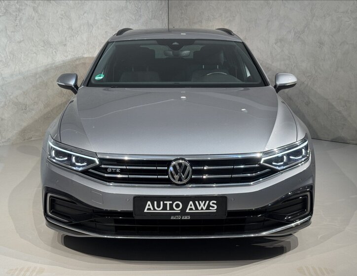 Volkswagen Passat Kombi 1,4 l 160 kw