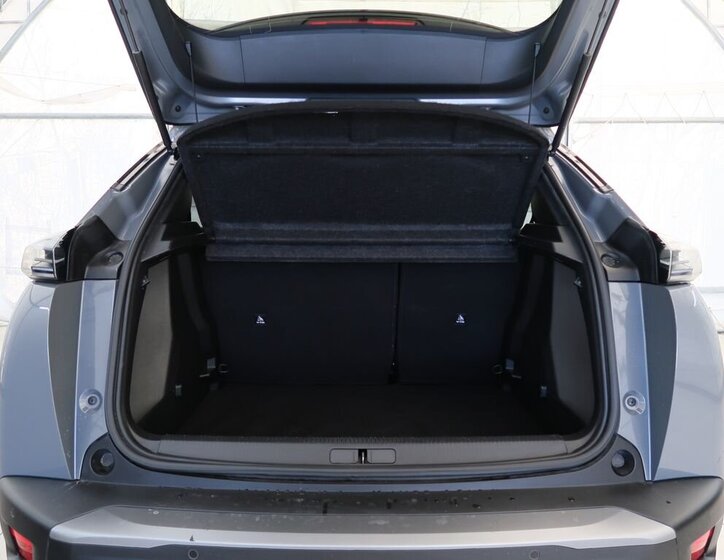 Peugeot 2008 SUV / Terénní 1,2 l 74 kw