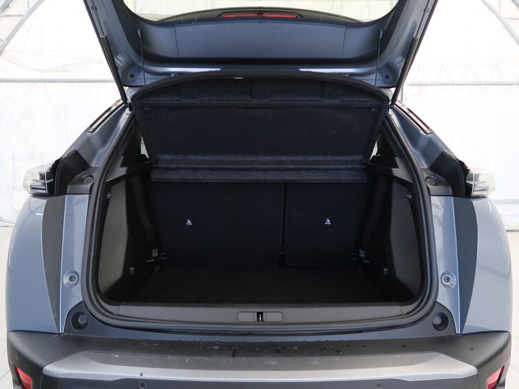 Peugeot 2008 SUV / Terénní 1,2 l 74 kw